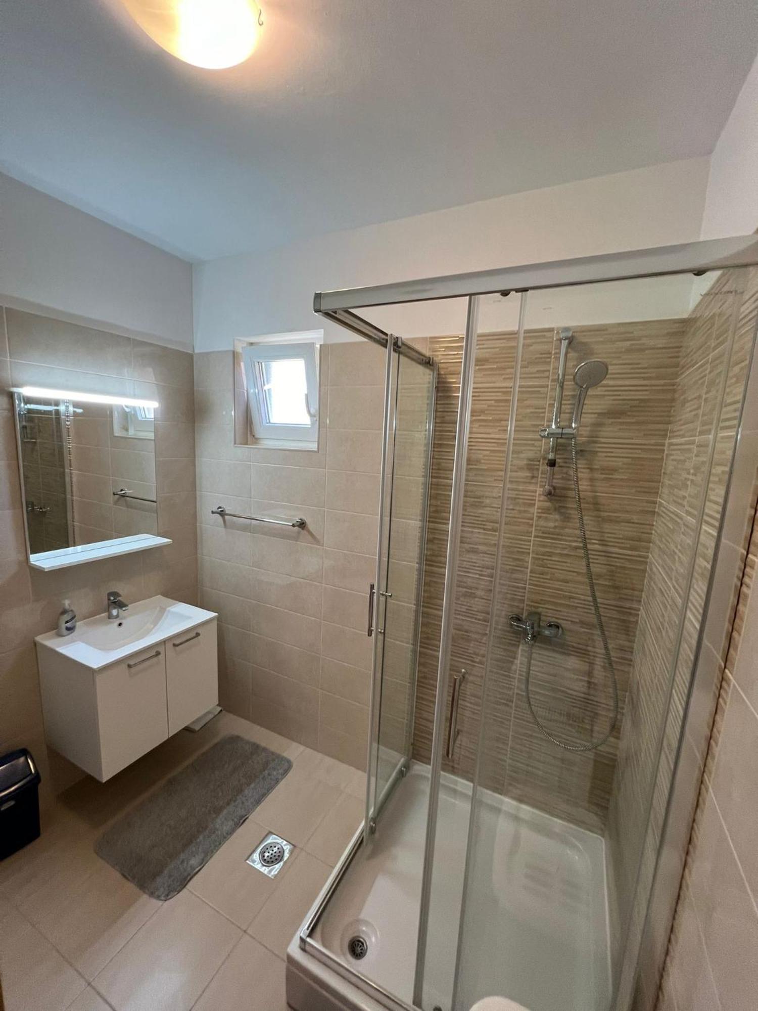 Apartment A&B บีโอกราดนาโมรู ภายนอก รูปภาพ